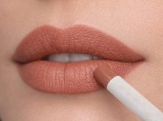 Rebel Makeup Nr 01 Raw Nude
